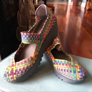 Bernie Mev wedge heels - fun colors! NWOT